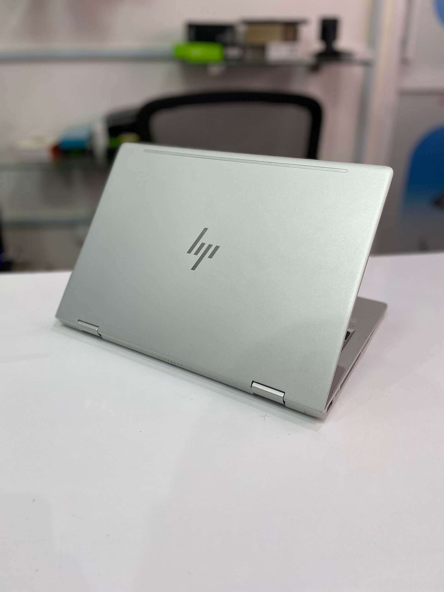 HP EliteBook x360 830 G6
