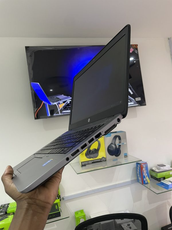 HP Elitebook 840
