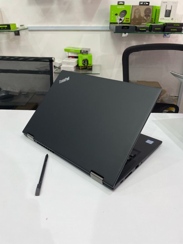 Lenovo ThinkPad X390 Laptop